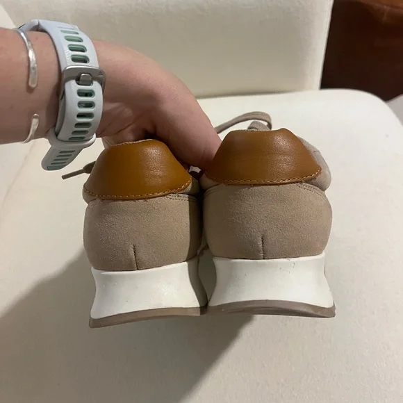 J. McLaughlin Agathe Suede Sneakers in Neutral- size 8 - Picture 5 of 7